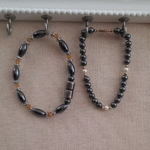 Elegant Hematite Black and Gold Beaded Bracelet Set (2)
